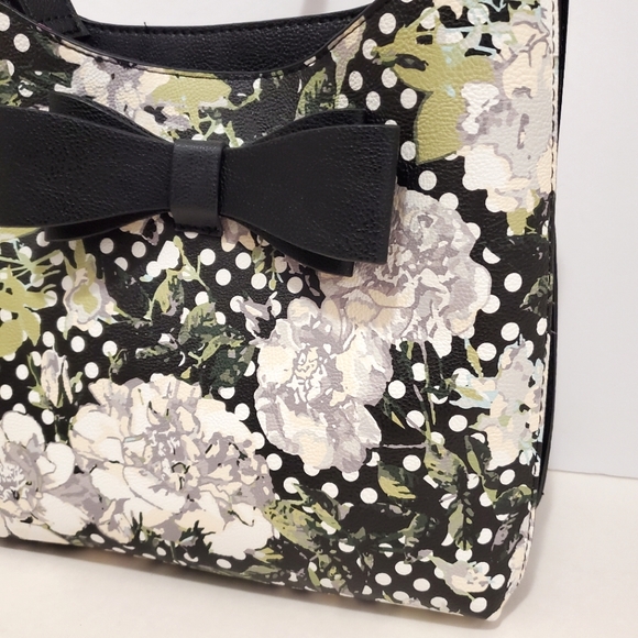 Betsey Johnson - Floral Print Crossbody Bag with removable strap - New - Picture 8 of 12